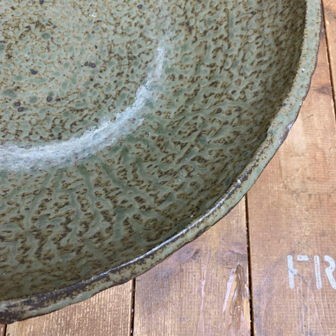 D-4 【作家物・一点物】手びねり 陶器 大鉢 緑釉 歪み鉢 菓子鉢 盛込鉢