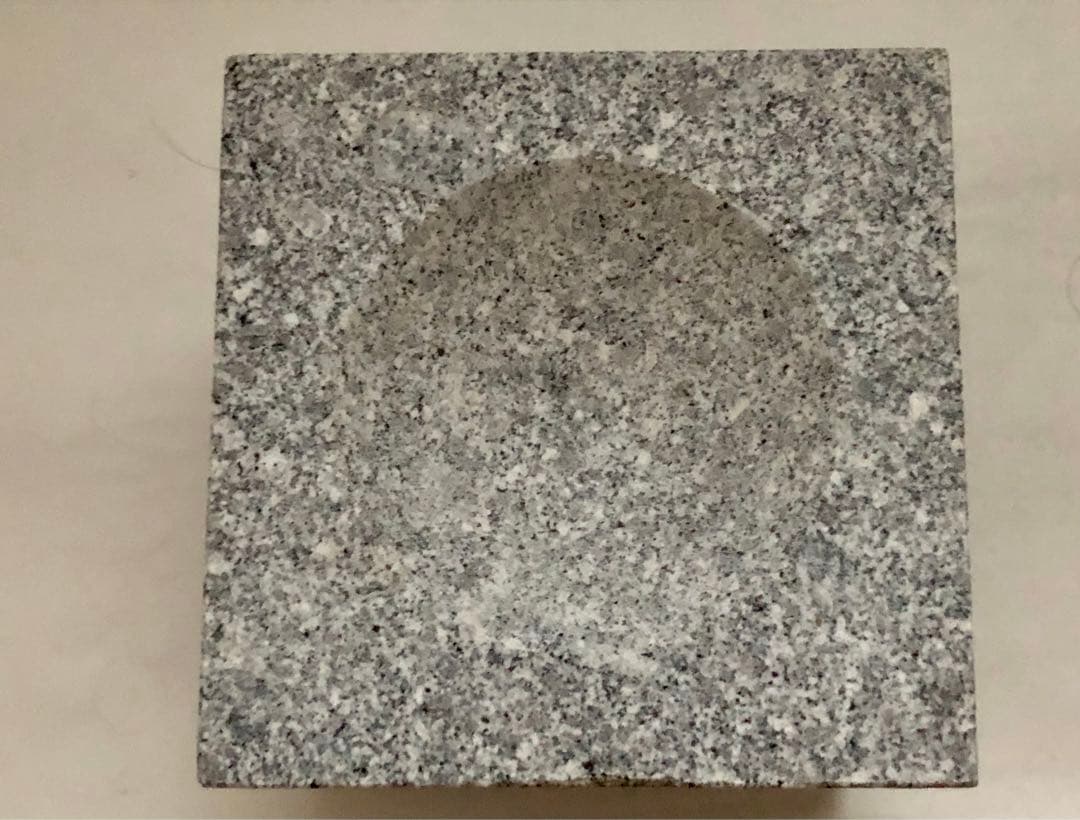 ミニつくばい 15cm角 天然御影石 インテリアオブジェ 和モダン