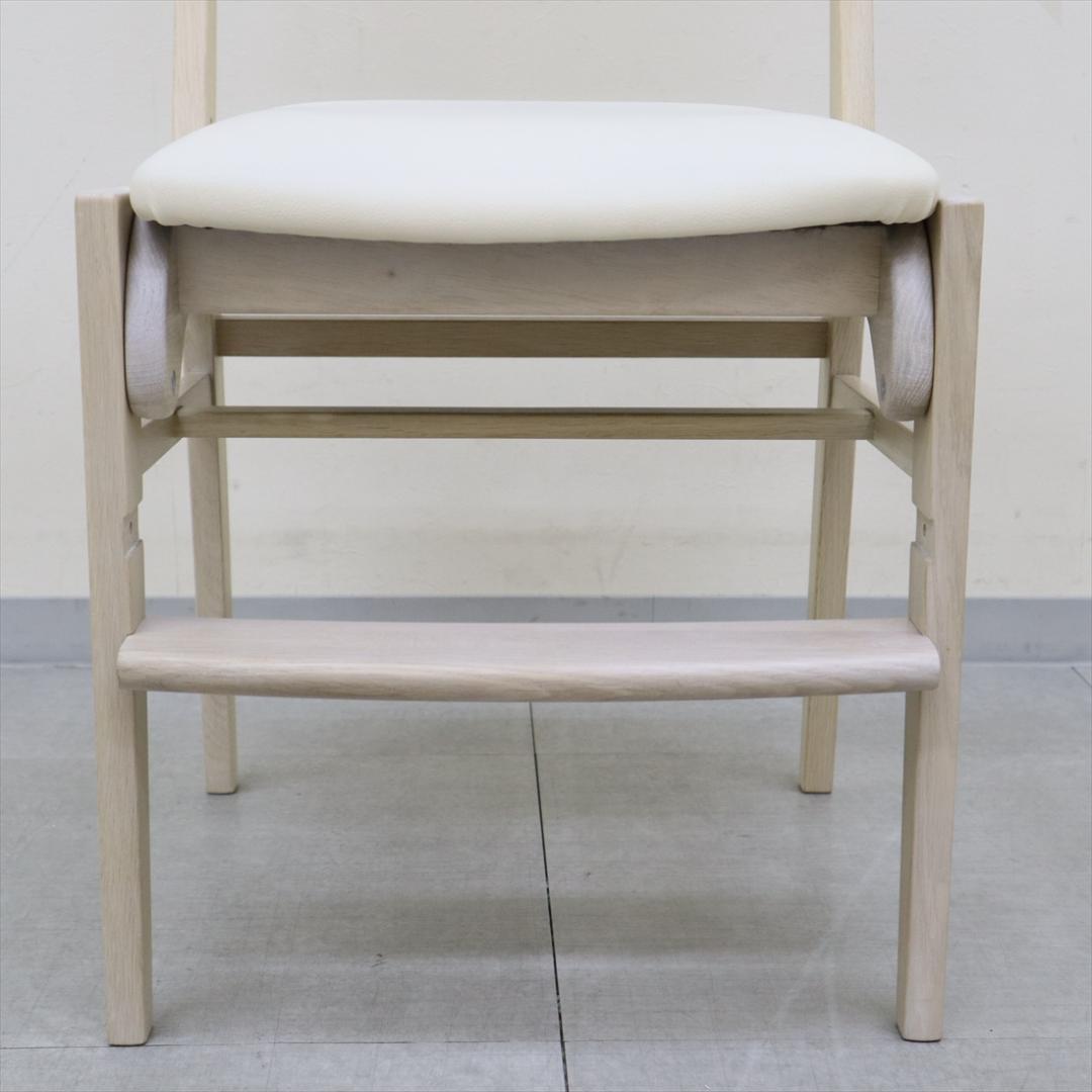 A カリモク家具 学習椅子 デスクチェア XT0611 ピュアアイボリー オーク