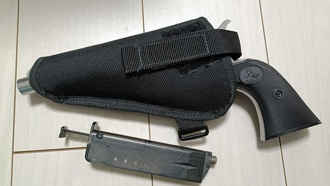 【中古品】東京マルイ エアガン「SAA.45 アーティラリー シルバー」セット