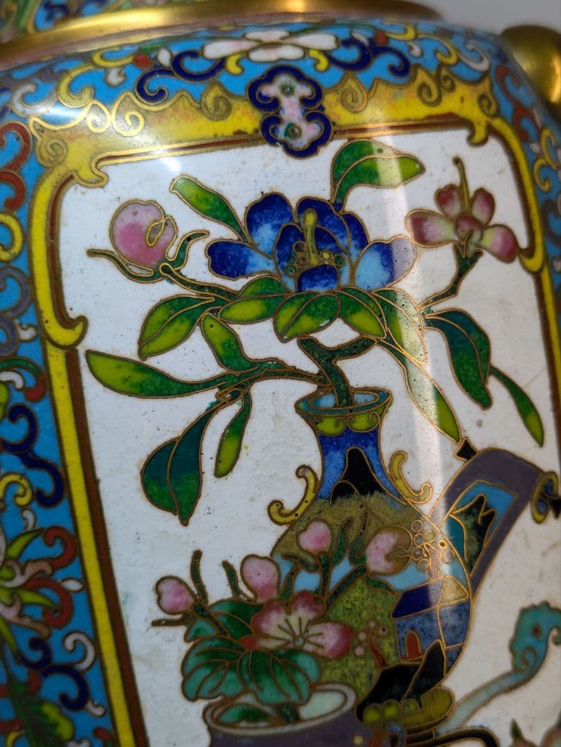 中国美術　有線七宝　花瓶　古玩　骨董　草花吉祥文様　宝物　牡丹唐草