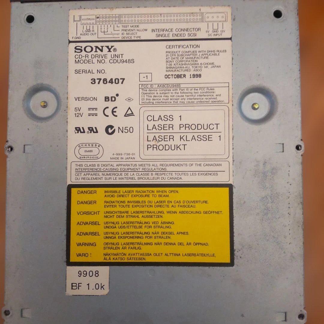 外付けハードディスク・ドライブ SONY CDU948S