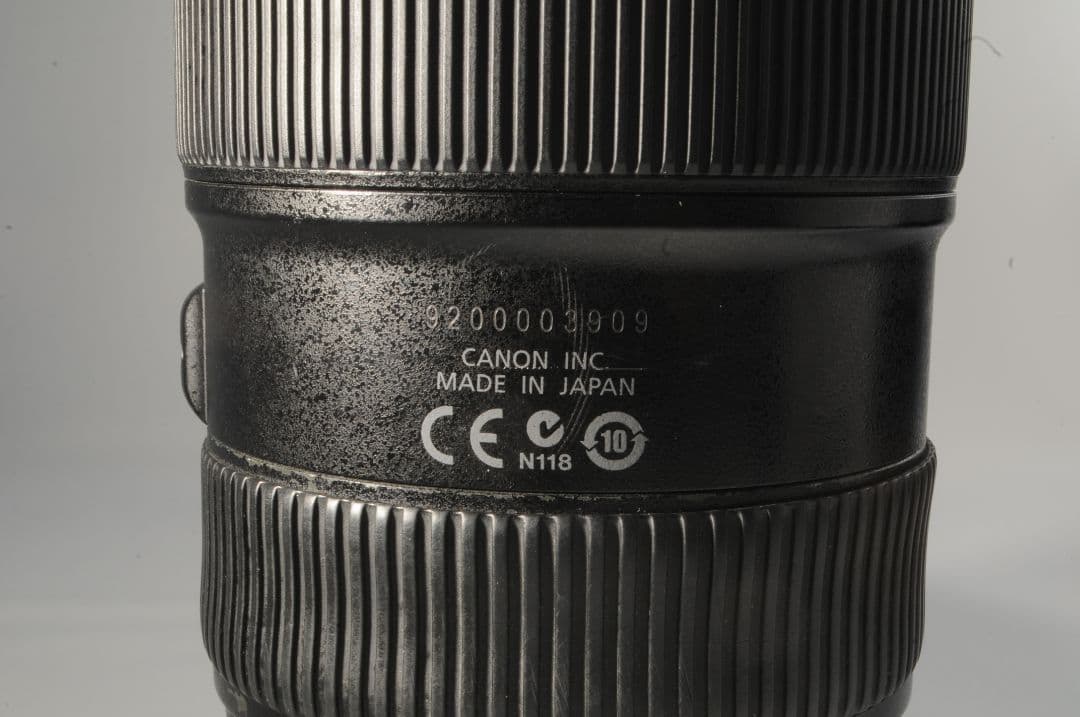 Canon EF24-70mm F2.8L II USM 2型 大三元レンズ