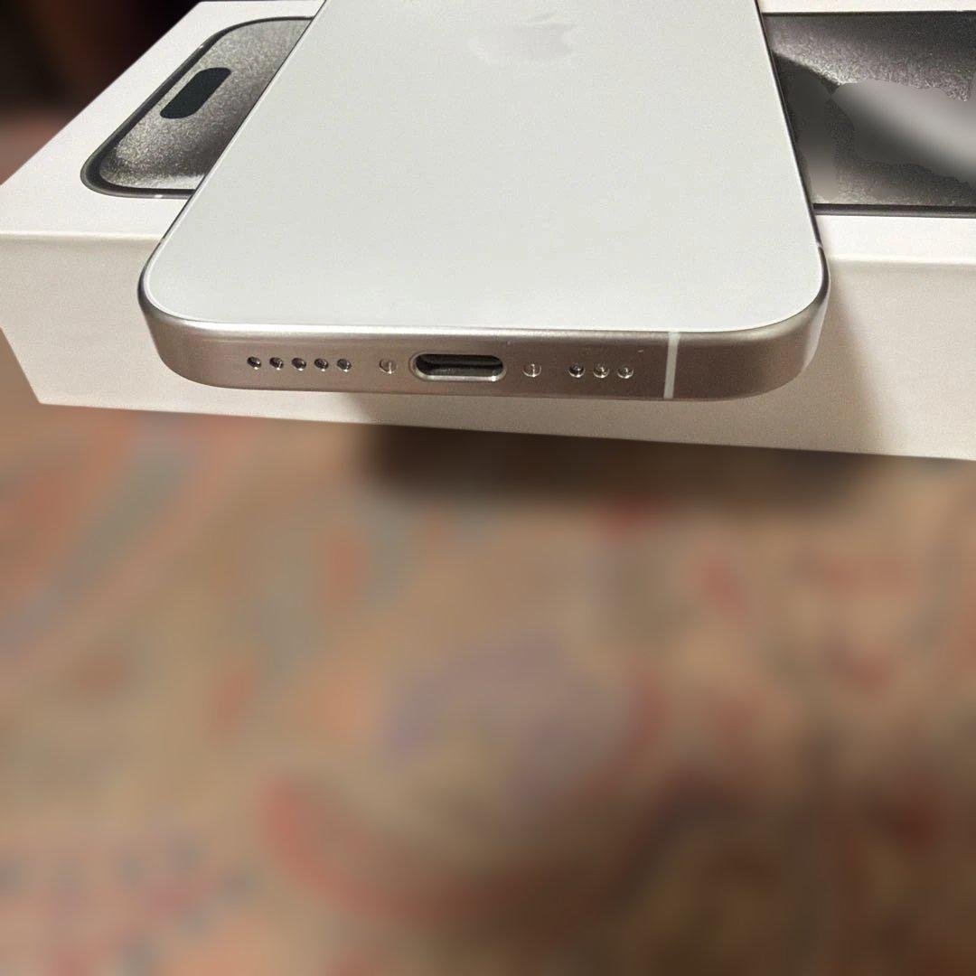 iPhone15Pro 128G バッテリー95% 極美品