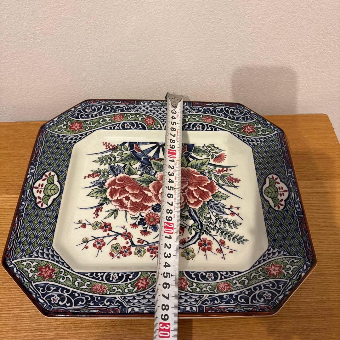 有田焼 伊万里焼 色絵 牡丹御所車文 角皿 飾り皿 有田焼 伊万里焼 染錦 色絵