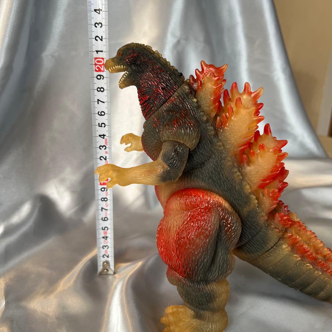 ゴジラ フィギュア 黒/赤/オレンジ