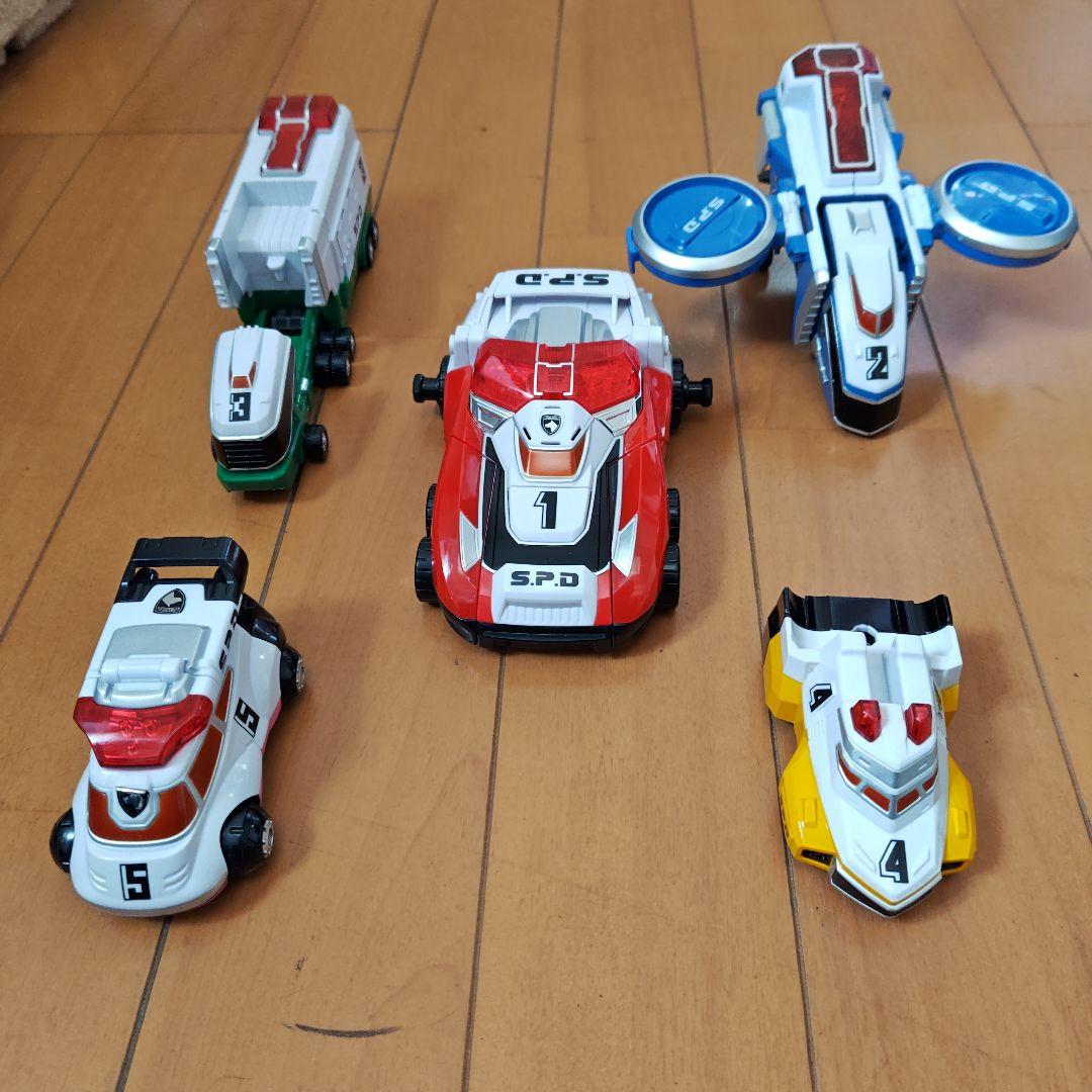 特捜戦隊デカレンジャー　DX 特捜合体　デカレンジャーロボ