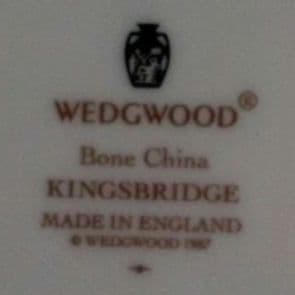 【廃盤・未使用】ウェッジウッド 黒壺 プレート 色違い ４色 各１枚