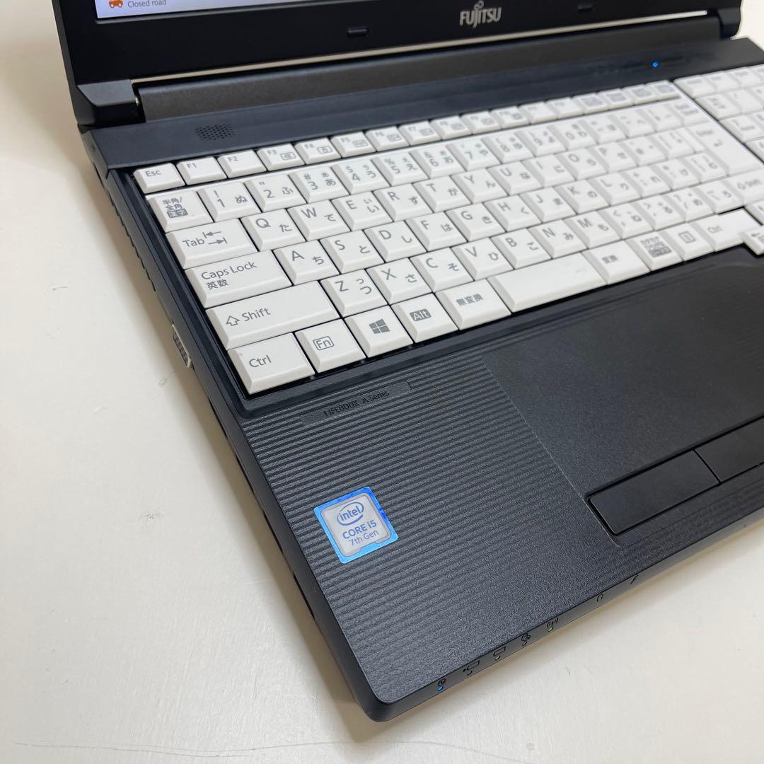 #887 富士通 Lifebook A577/S i5-7300U 8GB