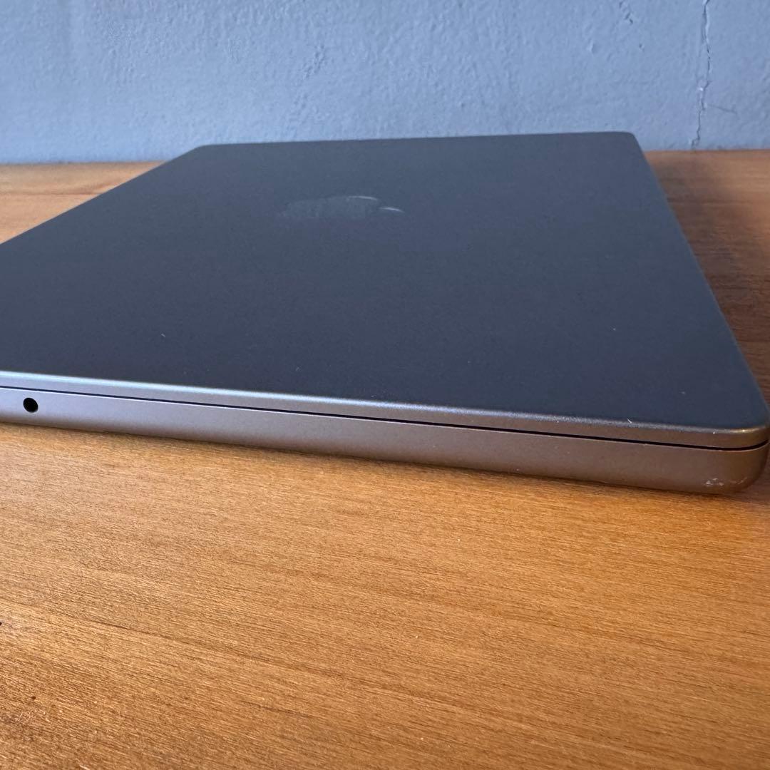 MacBook Pro14インチ2021M1pro32GB / SSD512GB