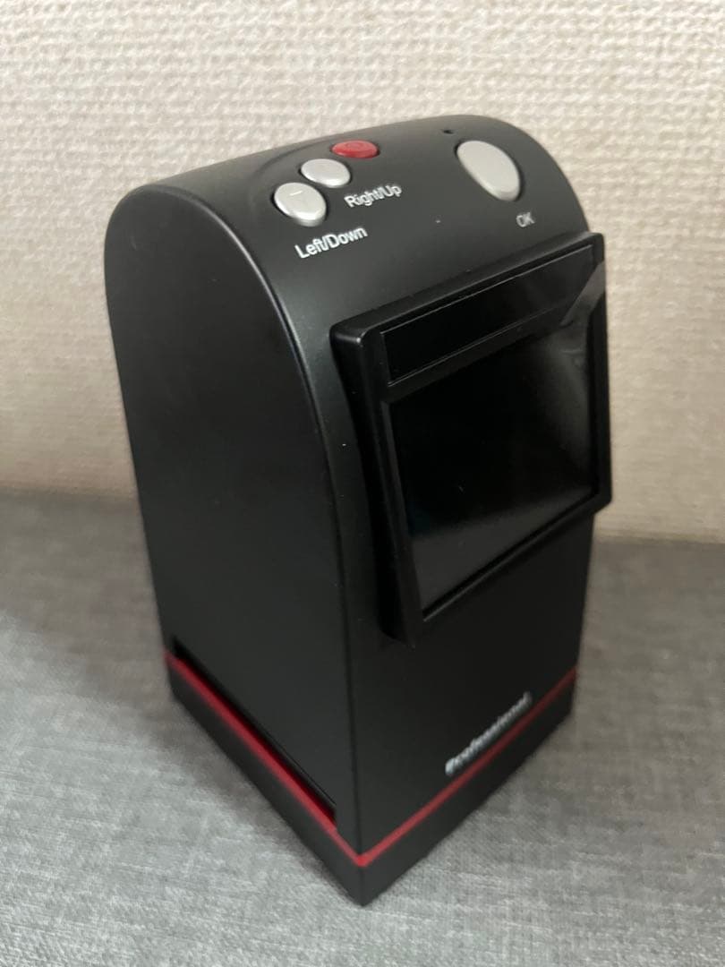フィルムスキャナー 高画質3600dpi900万画素 2.4型モニタ付