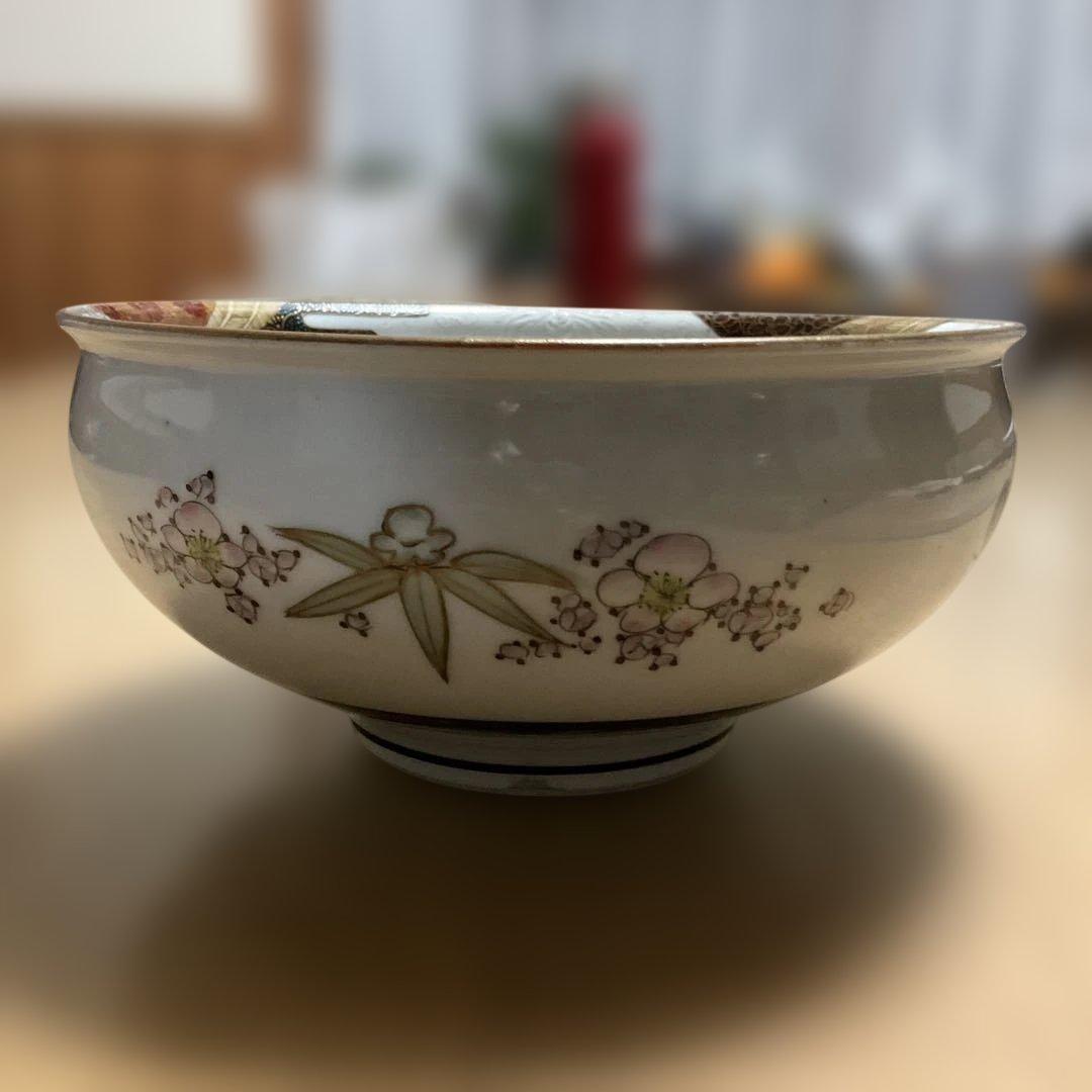 九谷、明治時代の手描きの鳳凰と祥瑞の磁器鉢、ニュウあり