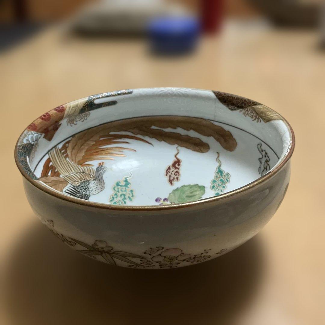 九谷、明治時代の手描きの鳳凰と祥瑞の磁器鉢、ニュウあり