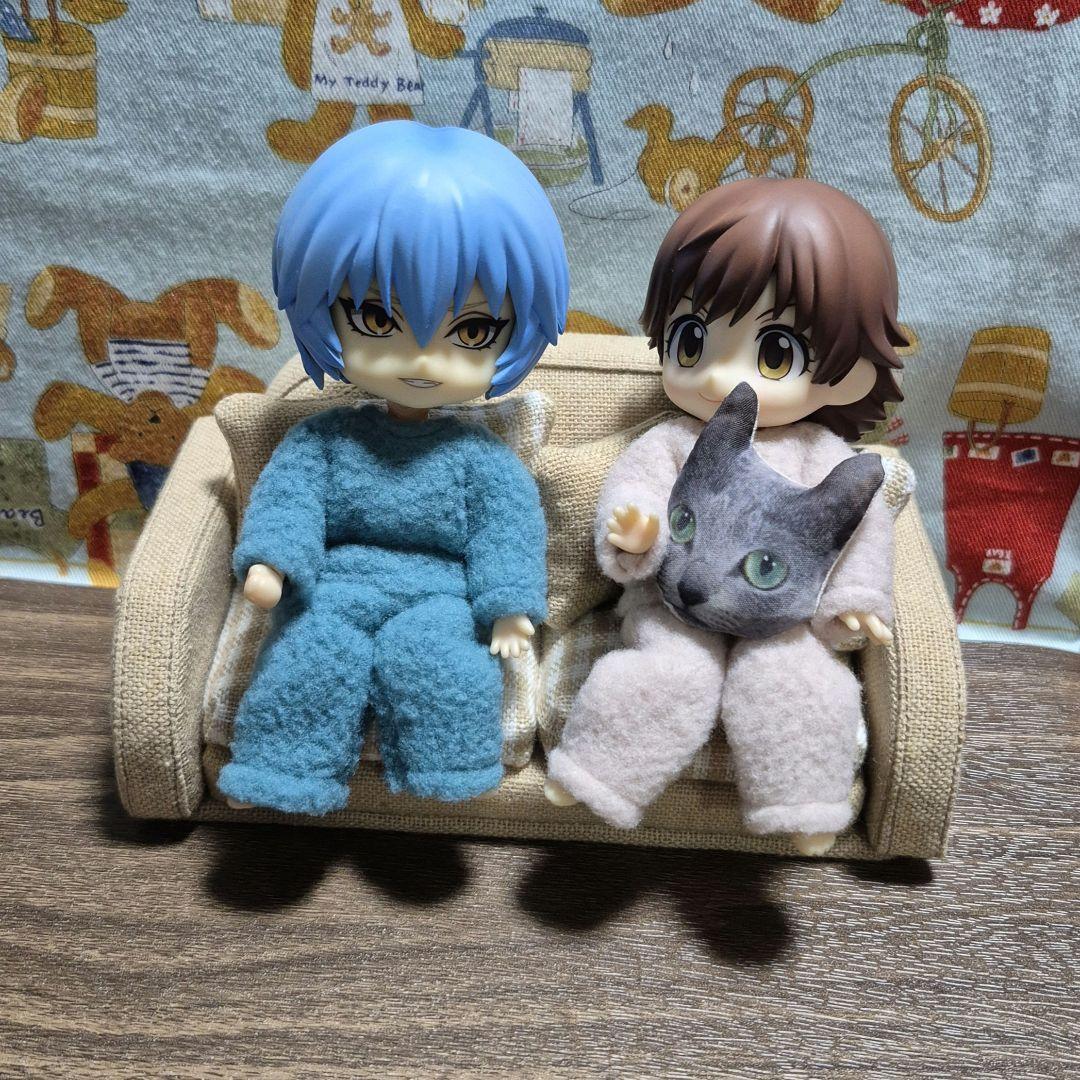 111　オビツ11・ねんどろいどどーる用　ソファAベージュ