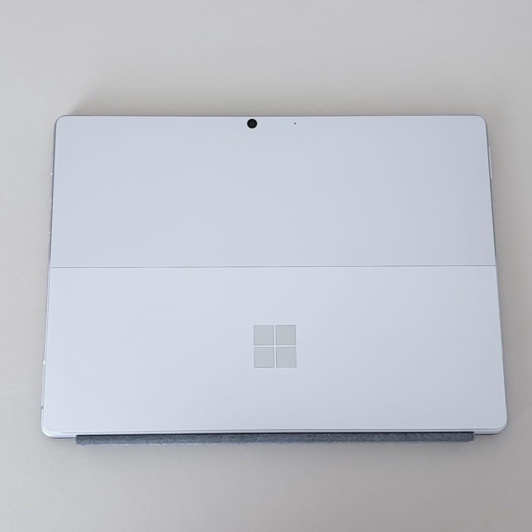 Surface Pro 8 16GB / 256GB 動作良好