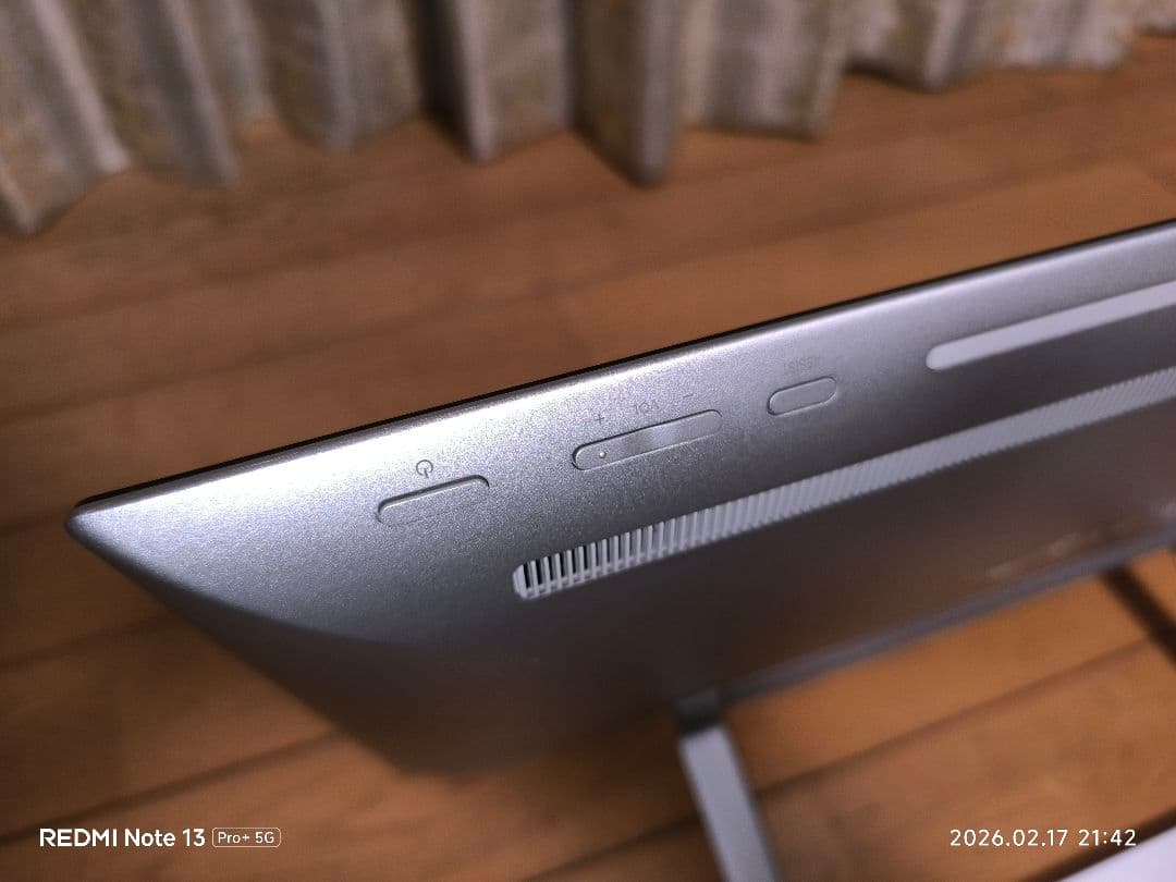 ソニー製21インチPC VAIO TAP21 SVT2122SBJ