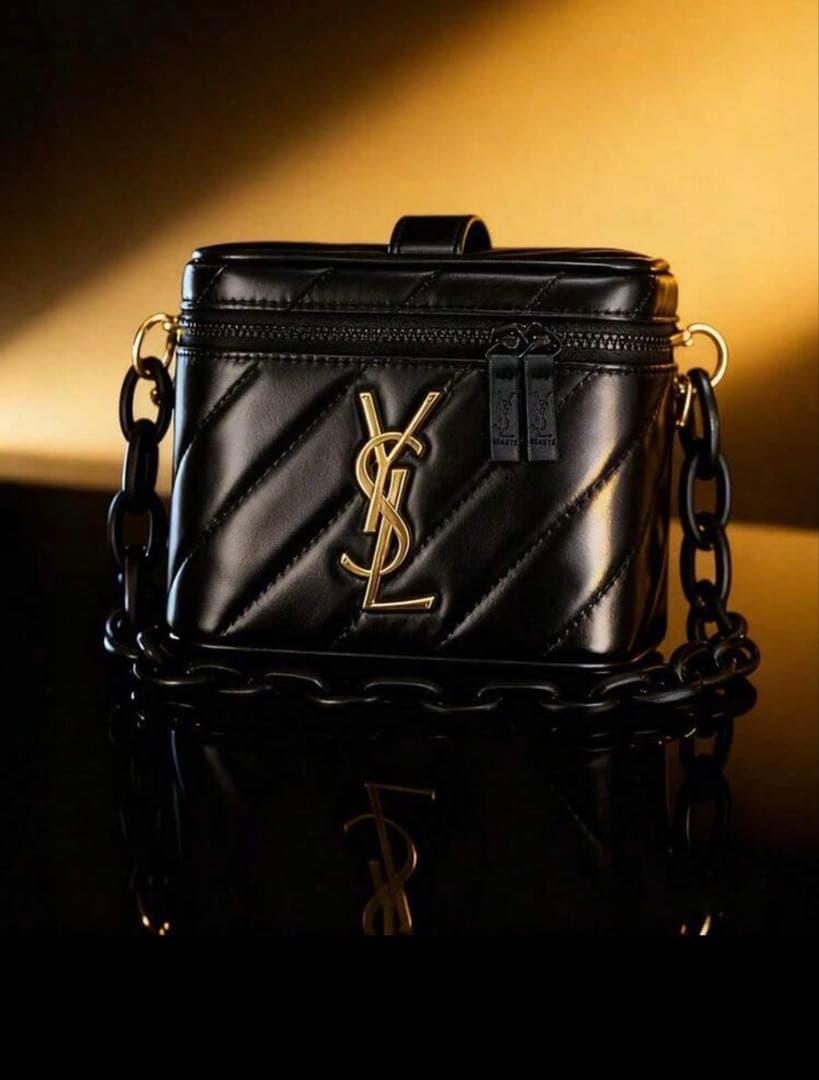 YSL ブラックレザーショルダーバッグ