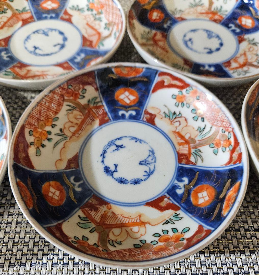 江戸末期〜明治時代　古伊万里　染錦　見込に松竹梅　花に七宝文様　小皿　豆皿　5客