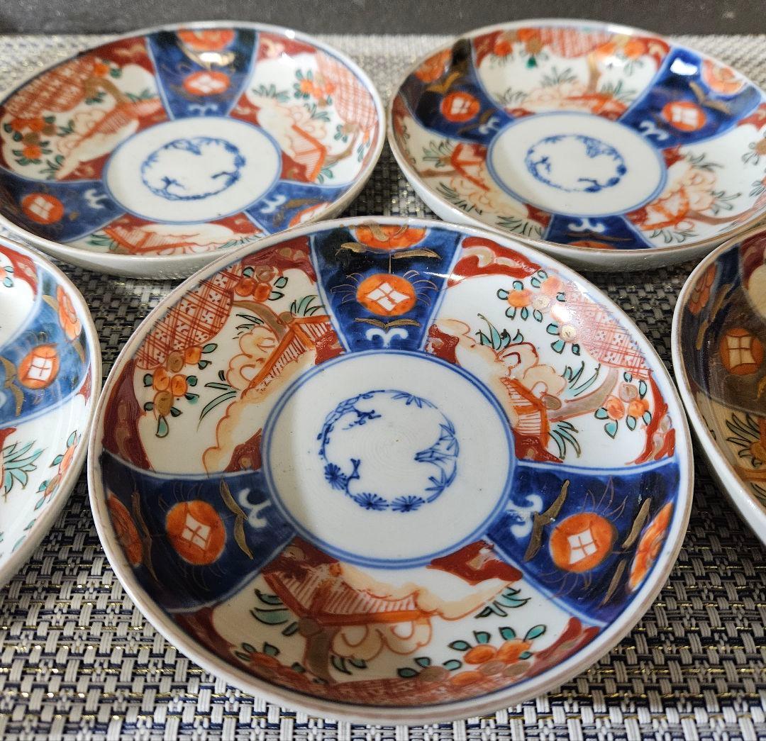 江戸末期〜明治時代　古伊万里　染錦　見込に松竹梅　花に七宝文様　小皿　豆皿　5客