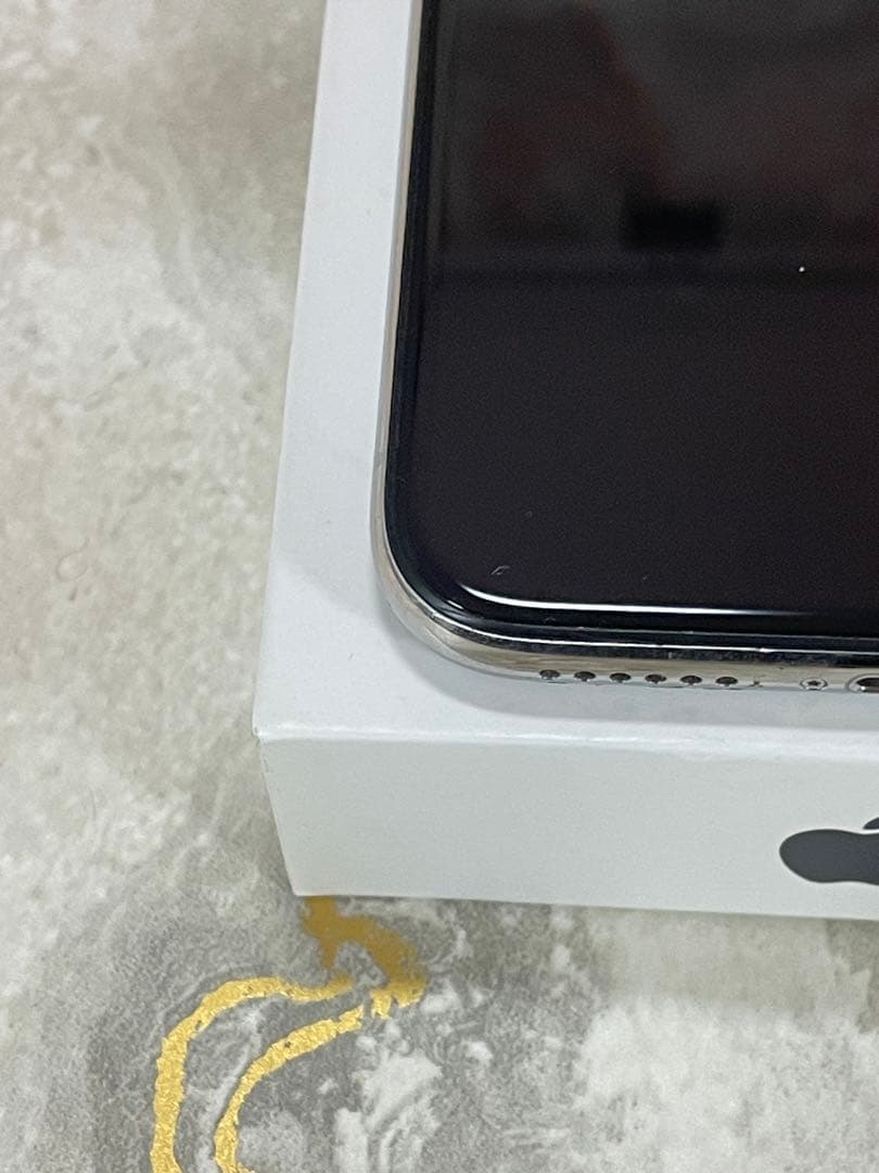 【極美品】iPhone X 64GB 【100%】