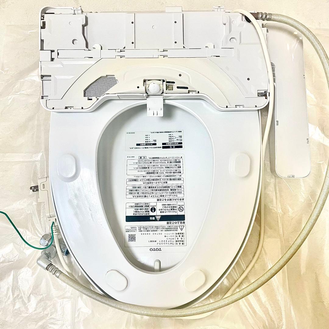 【値下げ交渉⭕️】ウォシュレット 温水洗浄便座 TOTO TCF2221 白