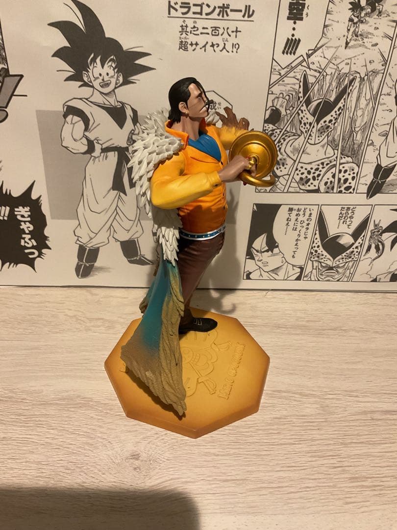 ワンピース　クロコダイル 砂漠の王 ONE PIECEガレージキット フィギュア