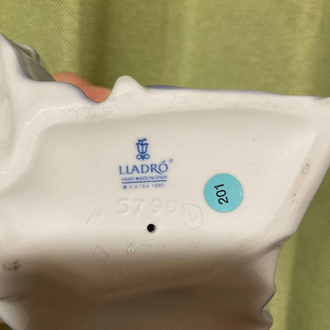 リヤドロ　春の花かご