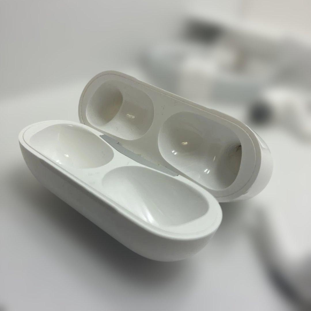 【一部難あり】　AirPods Pro（第2世代)　Lightningポート