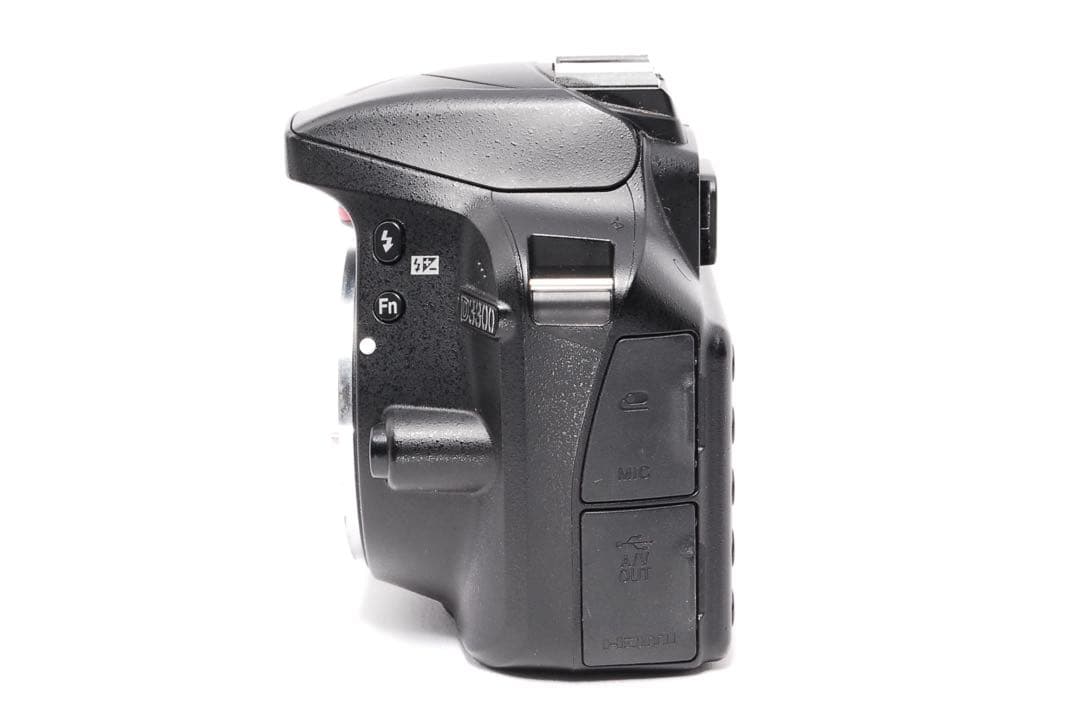 ショット数少なめ◆Nikon D3300◆Flash Air付き◆一眼レフカメラ