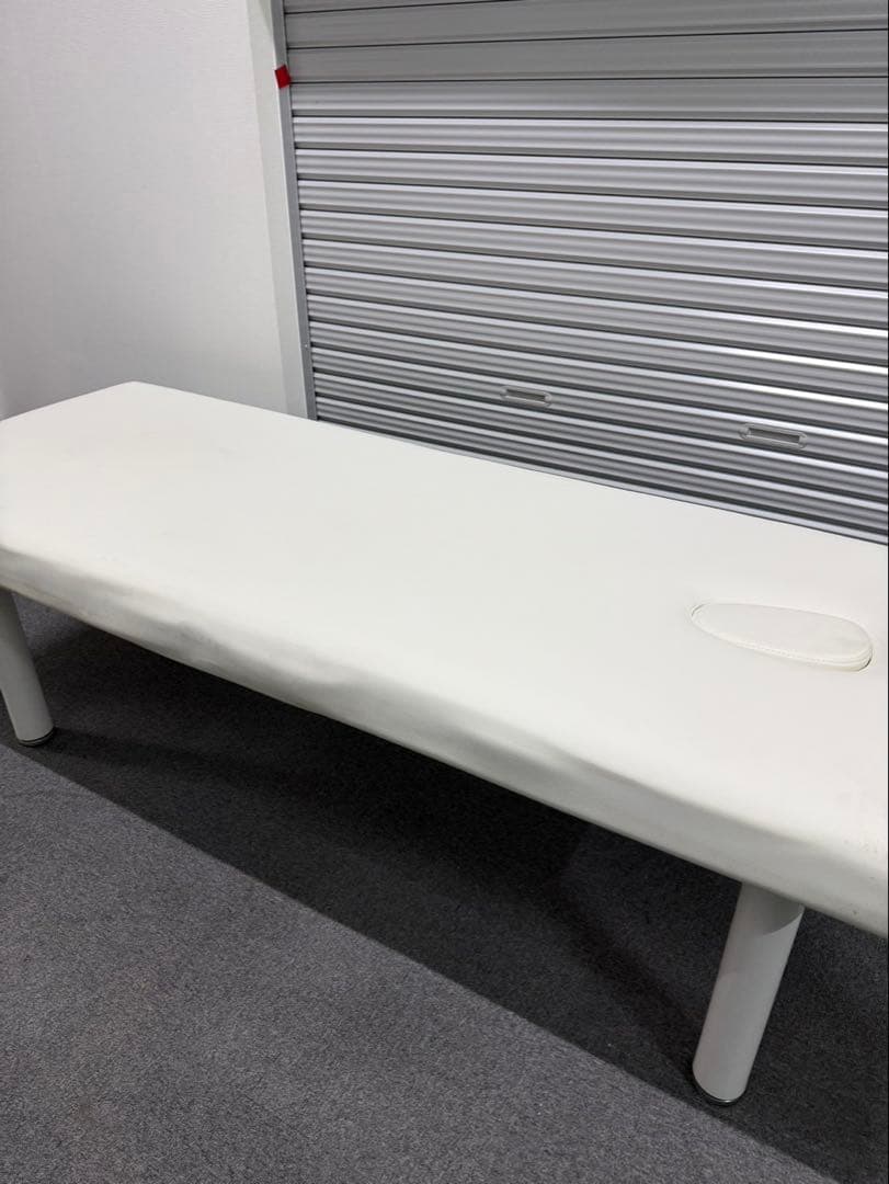 【施術用ベッド】マッサージベッド 顔穴付き 整体 エステ ホワイト 業務用