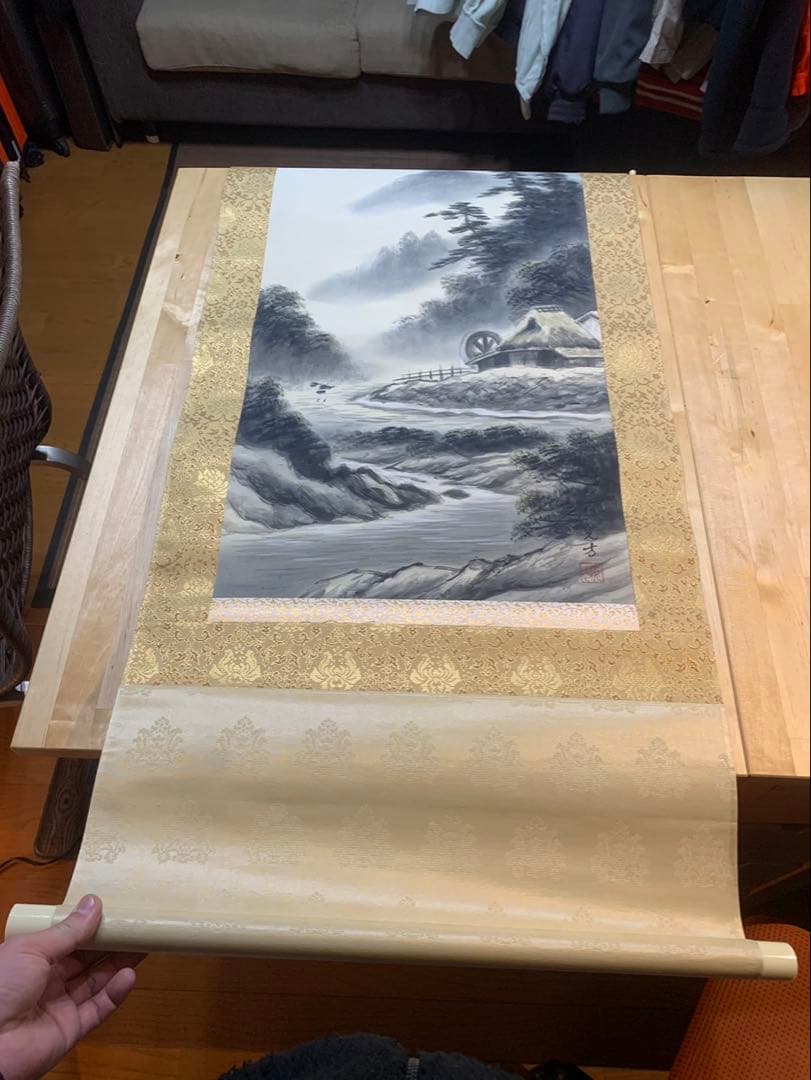 【共箱付】掛け軸 山水画 日本画 水車のある風景 ♪