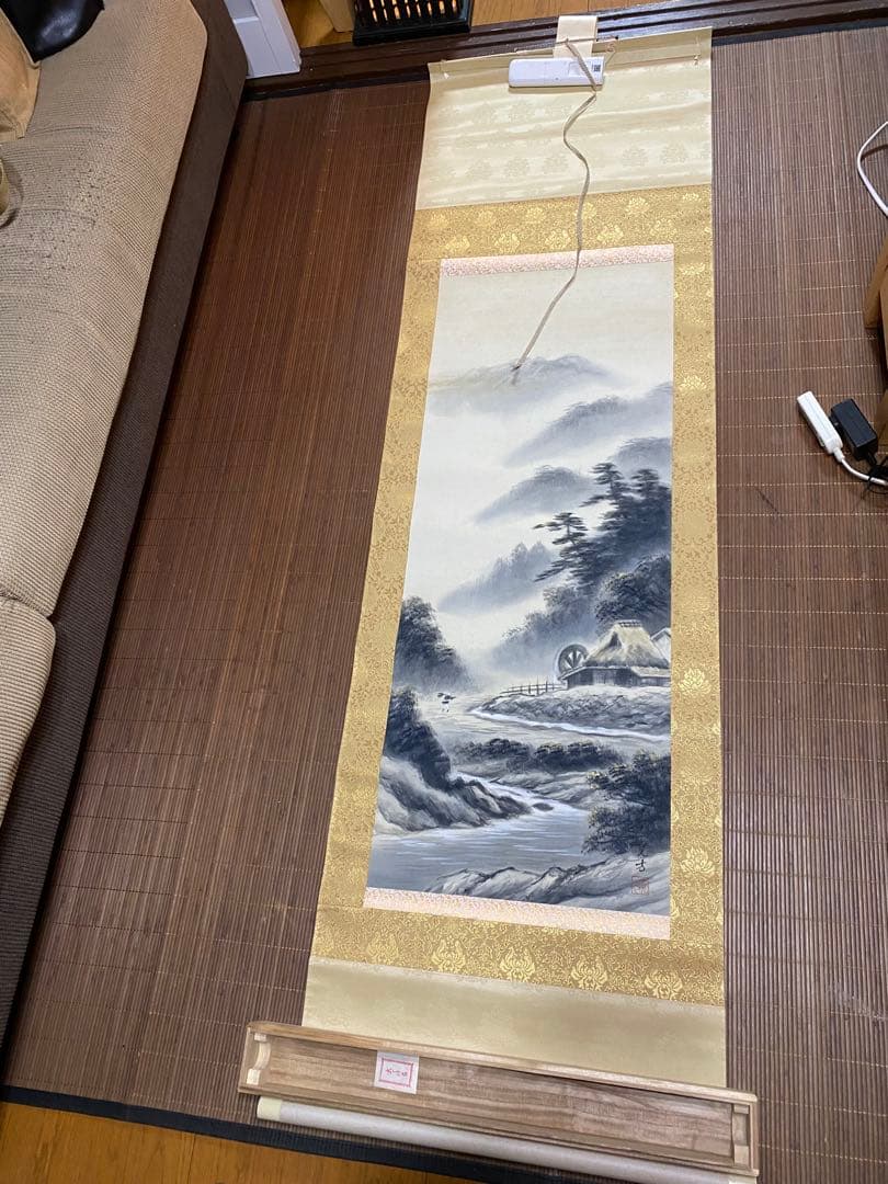 【共箱付】掛け軸 山水画 日本画 水車のある風景 ♪