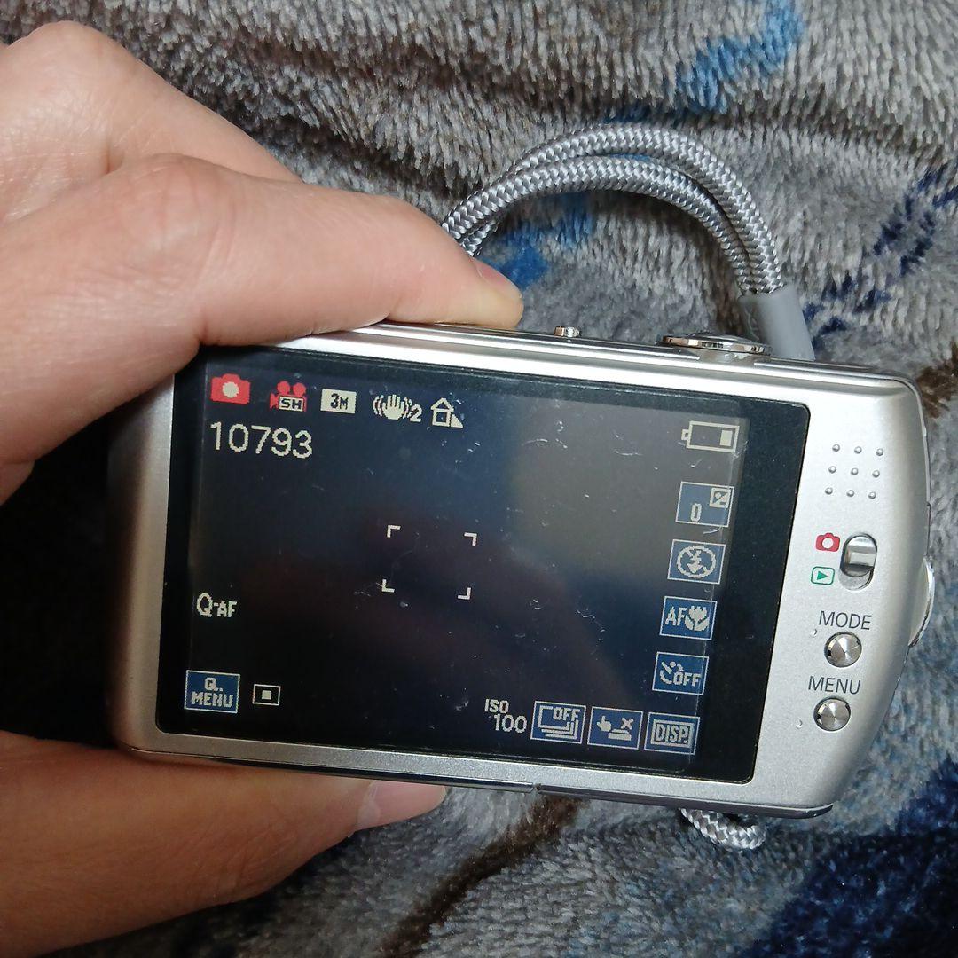 Panasonic LUMIX DMC-FX70 シルバー　コンパクトデジカメ