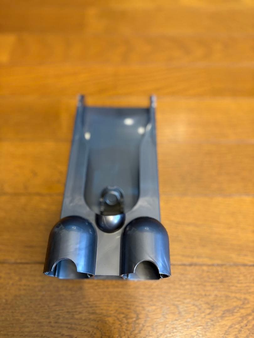 Dyson ダイソン　SV12 コードレスクリーナー