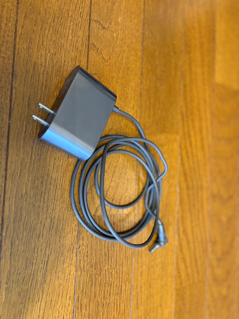 Dyson ダイソン　SV12 コードレスクリーナー