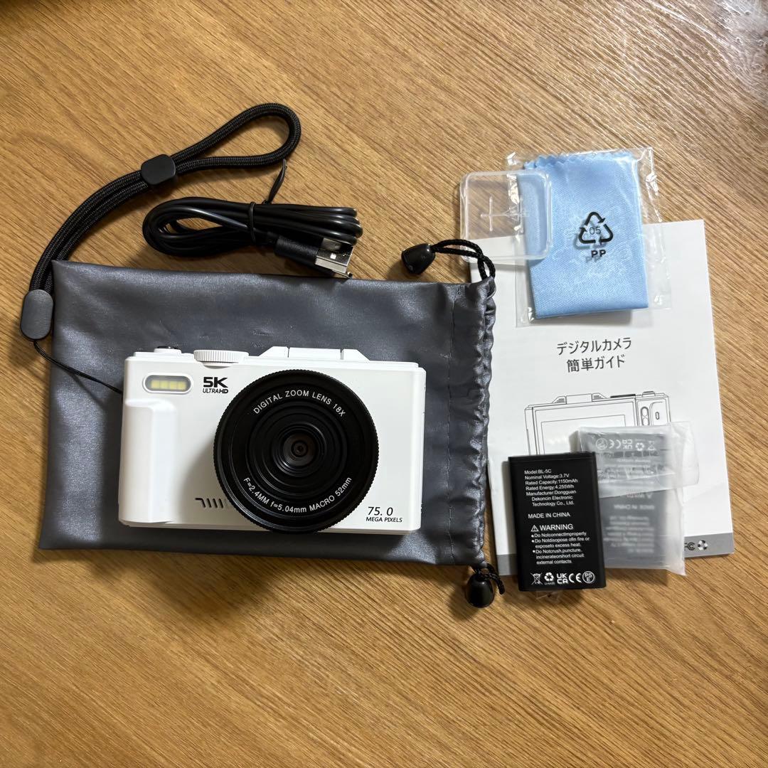 【付属品完備・美品】5K ULTRA HDデジカメホワイト18倍ズーム自撮り対応