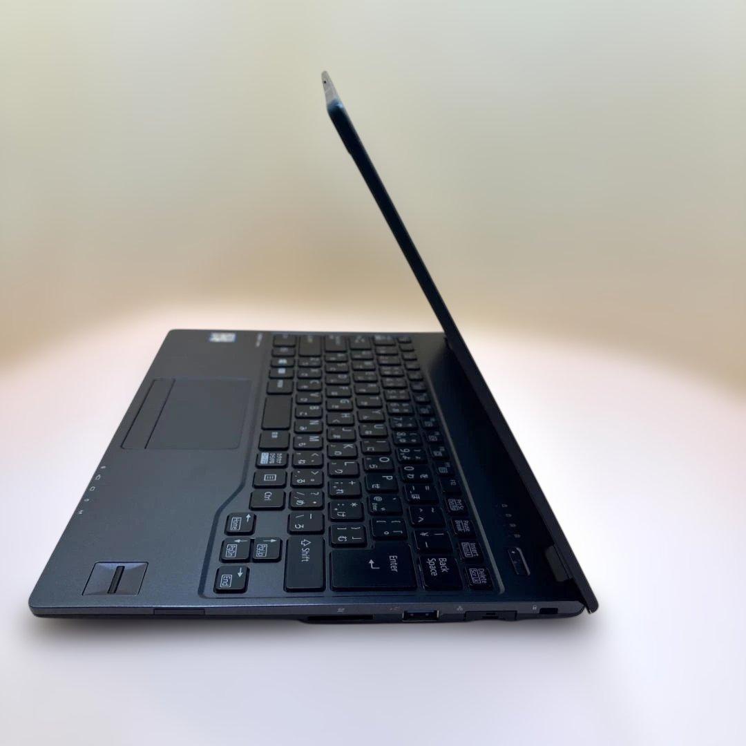 美品！ 超軽量⭐富士通 ノートPC i5 超高速SSD128　Windows11