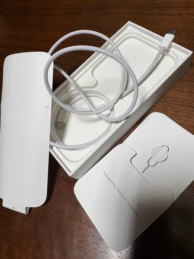 iPhone15 128GB ブラック　SIMフリー　　アップル