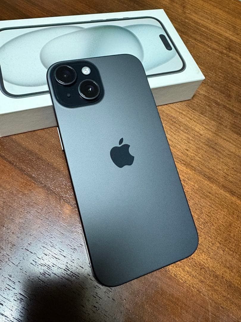 iPhone15 128GB ブラック　SIMフリー　　アップル
