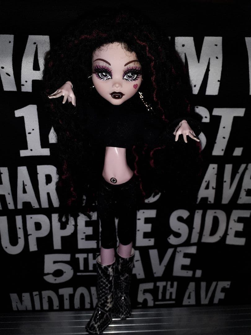 モンスターハイ( *´艸｀)ドラキュローラ