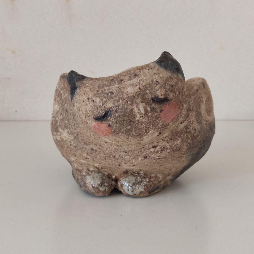 ひがしりょうこ　猫の鉢