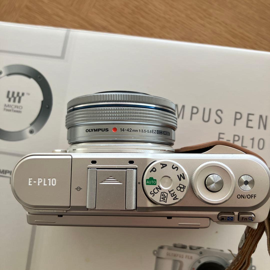 OLYMPUS PEN E-PL10 ホワイト二つの目的が含まれていた