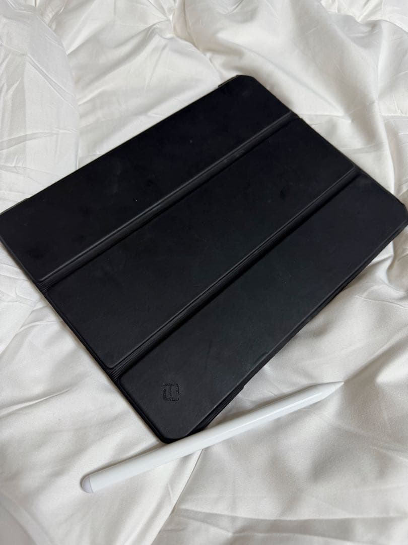 iPad a16 265GB シルバー　ケースとペンシル付き