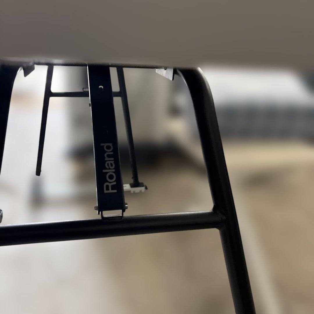 美品　Roland FP-30X ホワイトデジタルピアノ