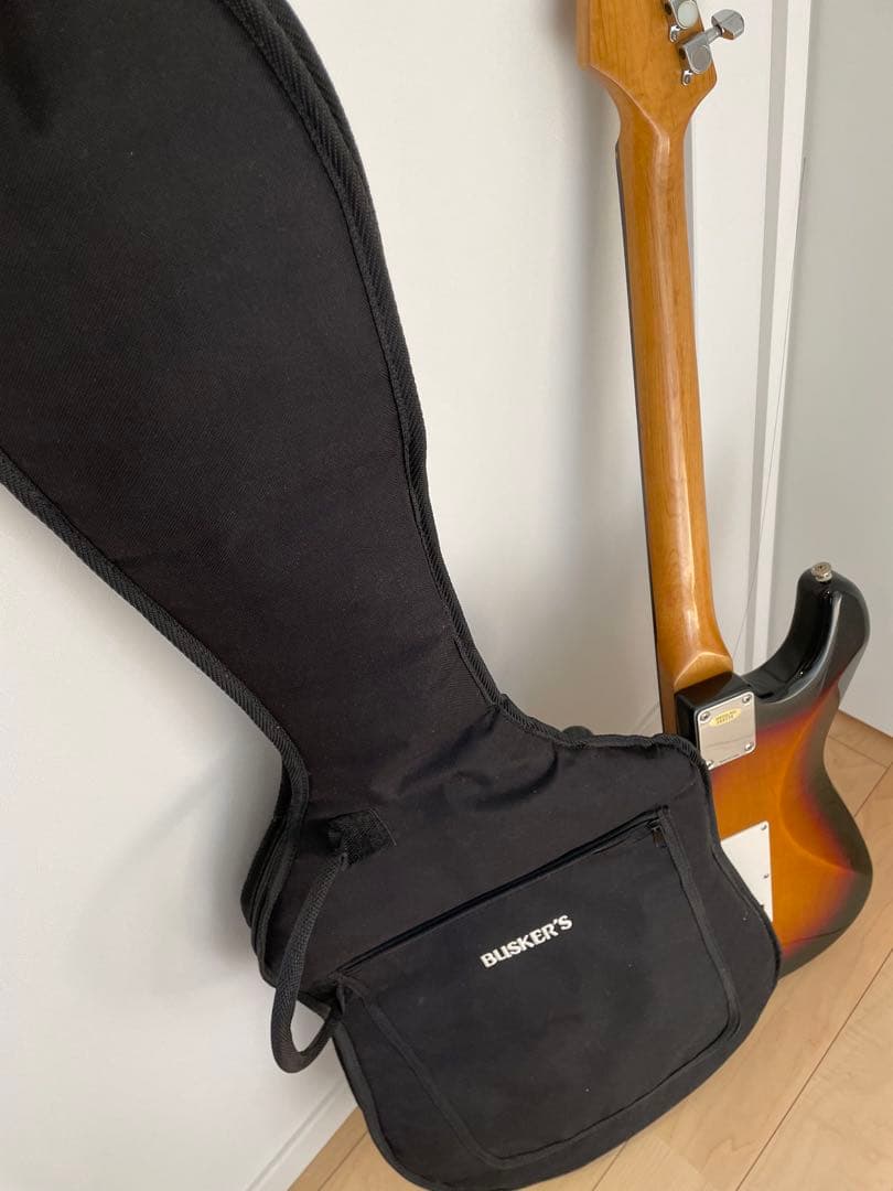 BUSKER'S サンバースト ストラトキャスター エレキギター SSH