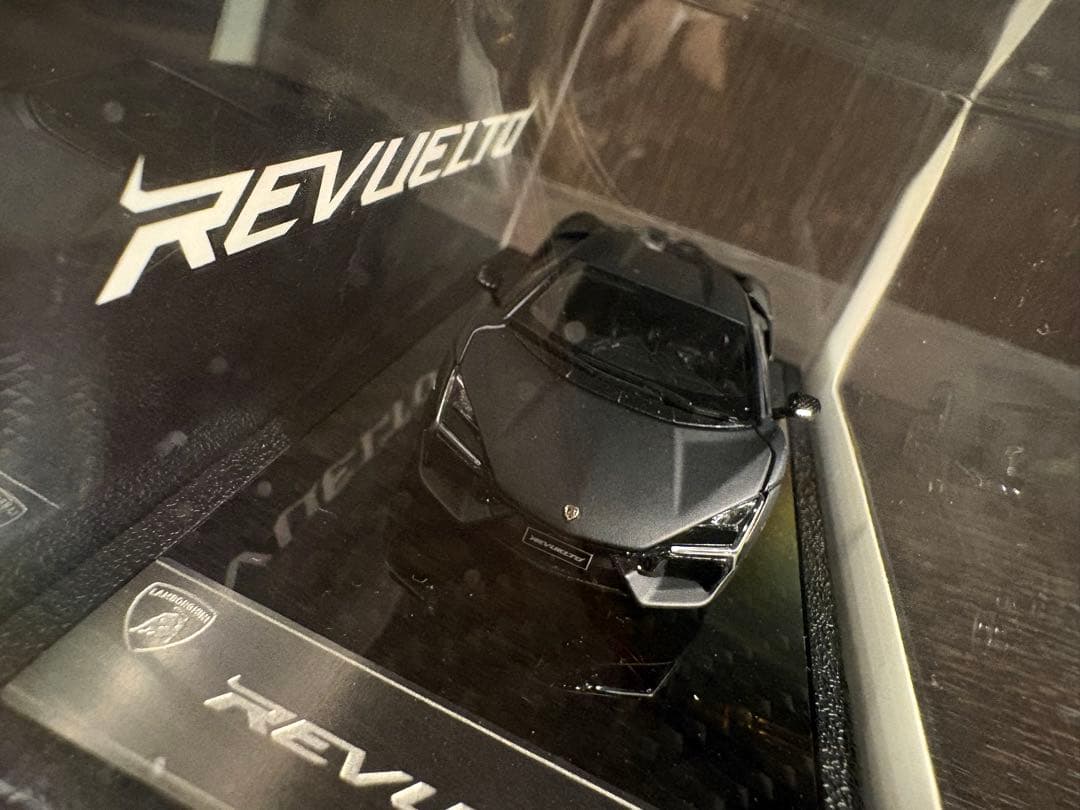 ミニカー Lamborghini Revuelto