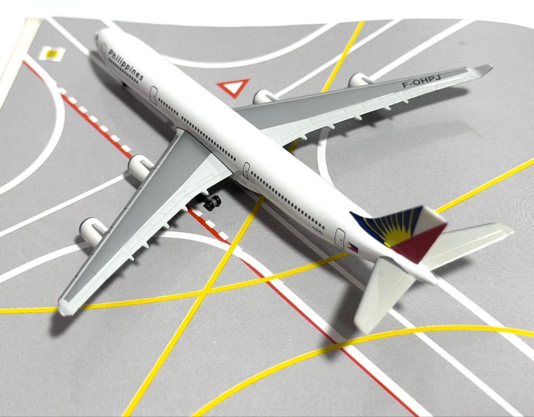 herpa 1/500 B747-400 & A340-300フィリピン航空2機