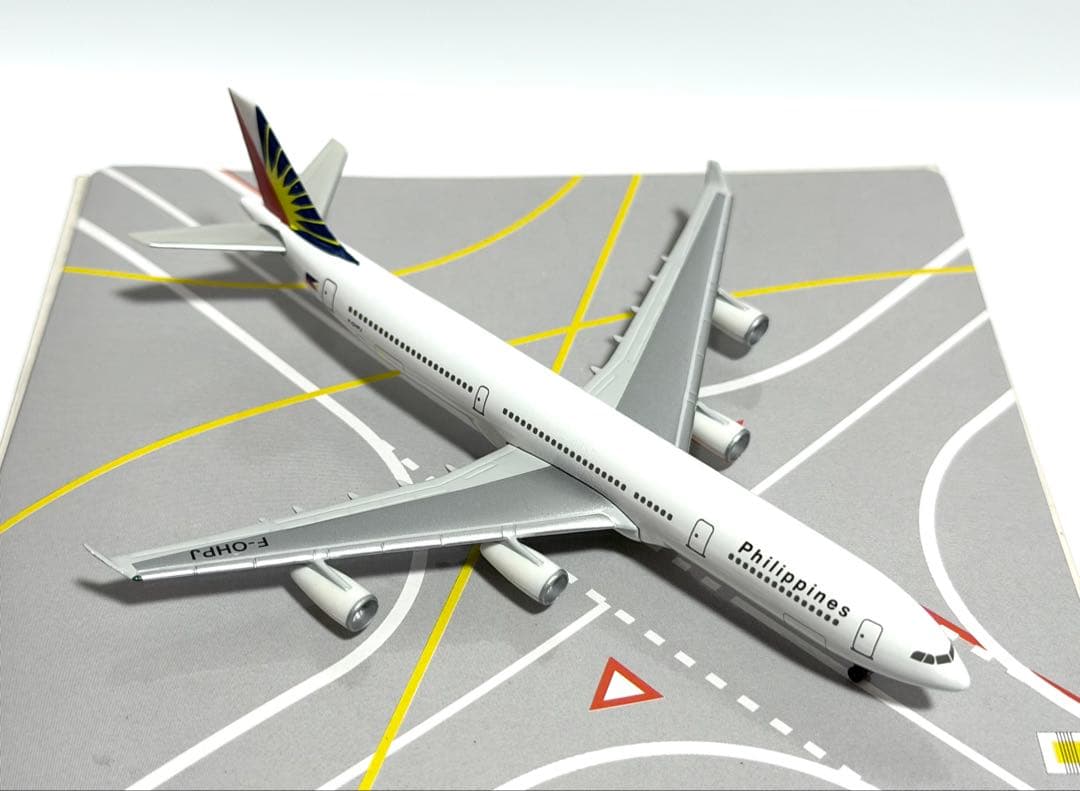 herpa 1/500 B747-400 & A340-300フィリピン航空2機