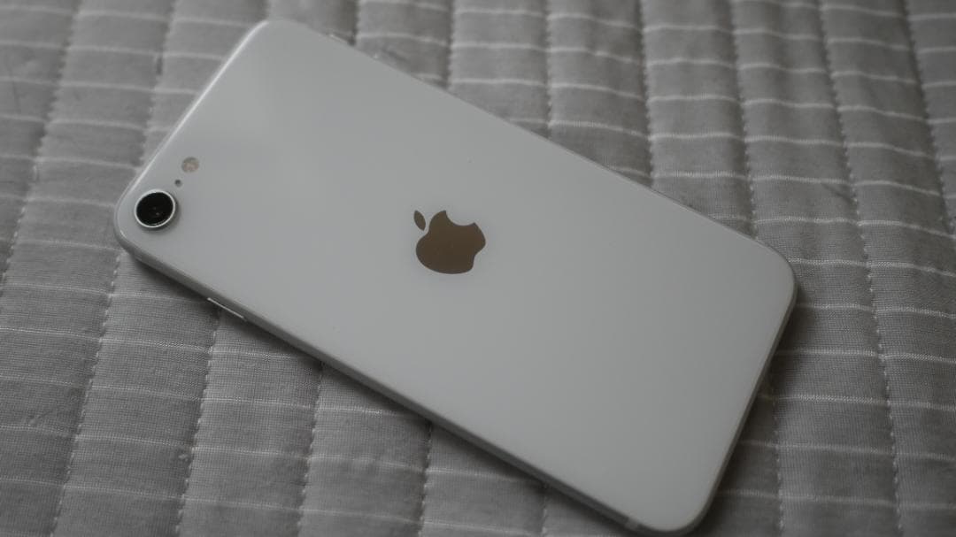 【訳あり】iPhone SE2 64GB SIMフリー ホワイト 本体のみ