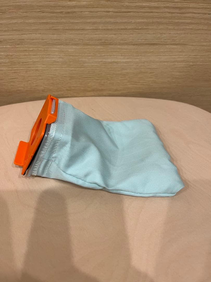 Makita マキタ 充電式クリーナCL107FD バッテリ・充電器付属